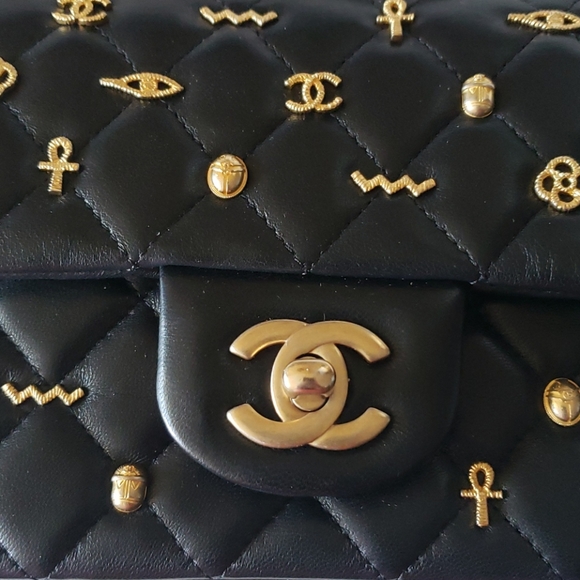 ⚜ CHANEL FLAPBAG ⚜ - Picture 2 of 11